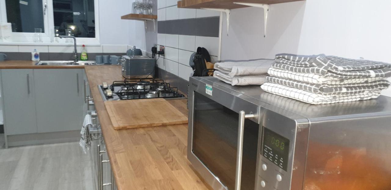 Homestay In Birmingham Sleeps 8 - Free Parking & Wifi Exteriér fotografie