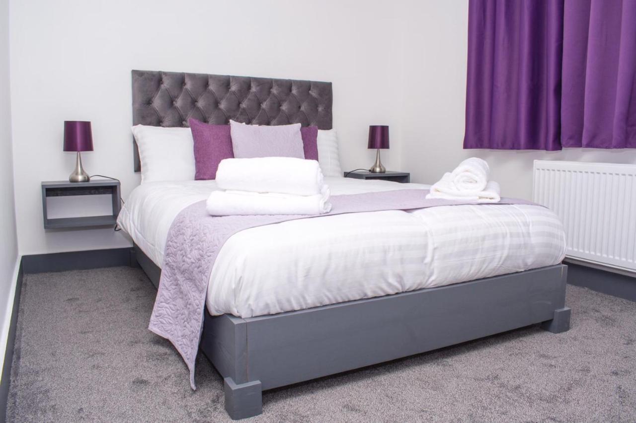 Homestay In Birmingham Sleeps 8 - Free Parking & Wifi Exteriér fotografie