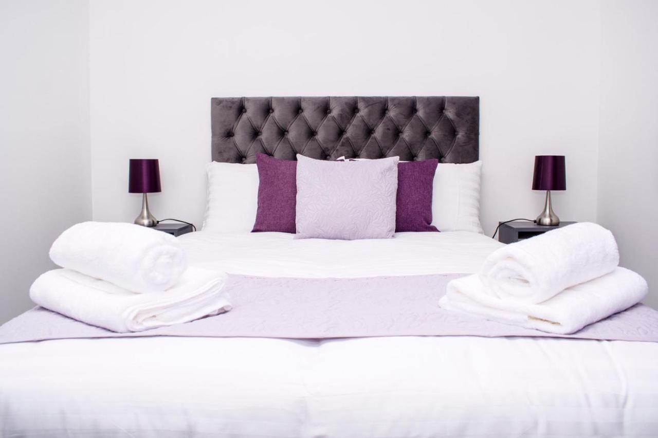 Homestay In Birmingham Sleeps 8 - Free Parking & Wifi Exteriér fotografie