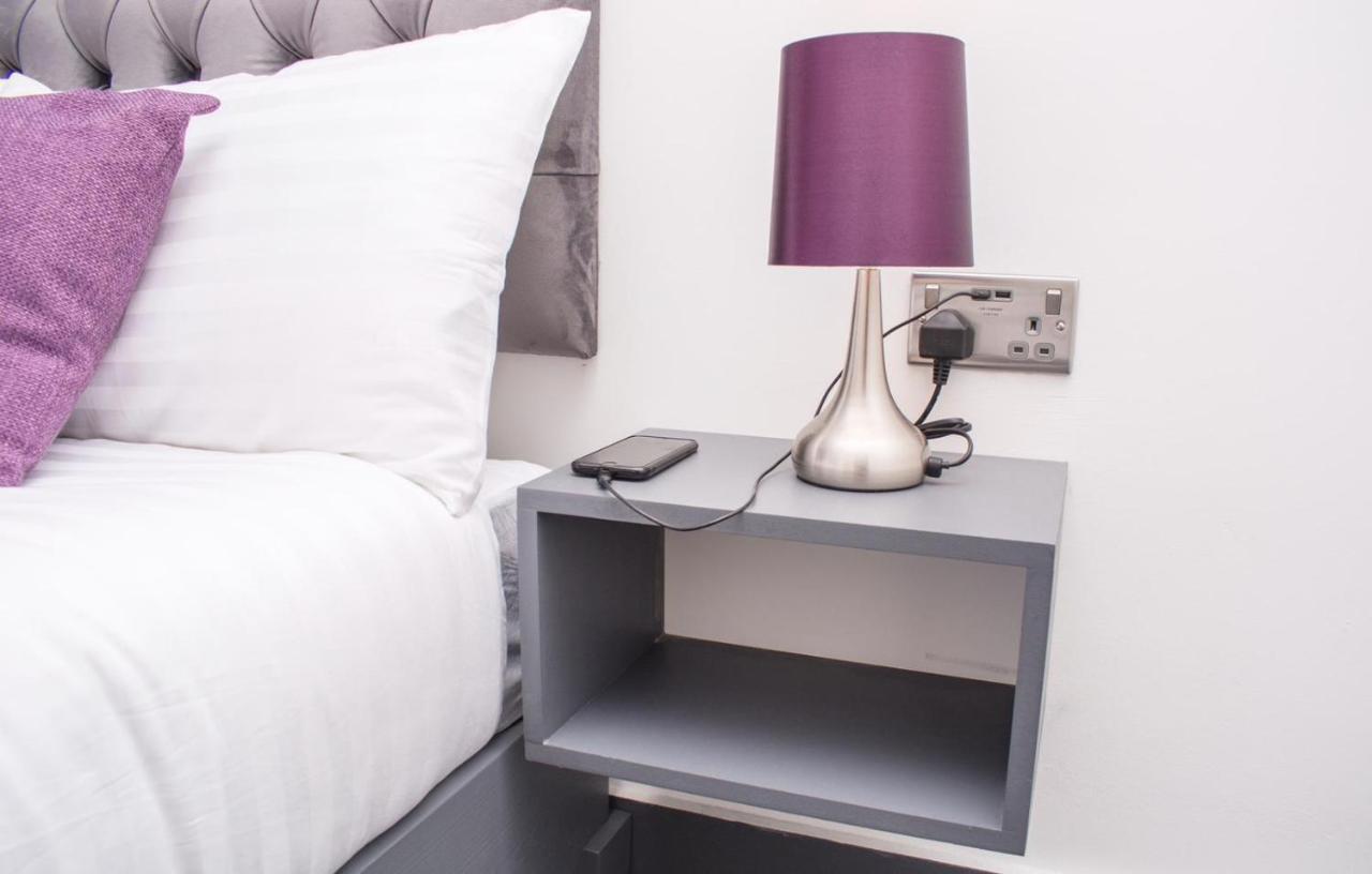 Homestay In Birmingham Sleeps 8 - Free Parking & Wifi Exteriér fotografie