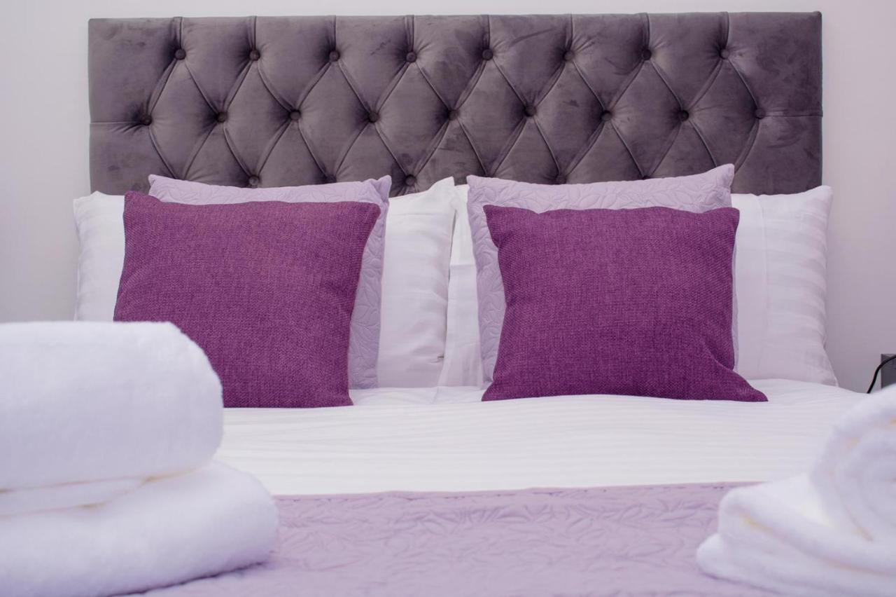 Homestay In Birmingham Sleeps 8 - Free Parking & Wifi Exteriér fotografie